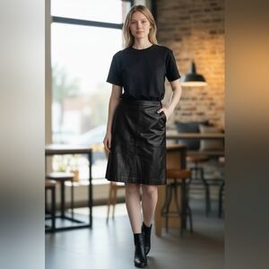 Vintage Tommy Hilfiger Black Leather Pencil Skirt Ladiy 10 Y2K 2001 Label GRUNGe